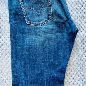Women’s Blue Jeans